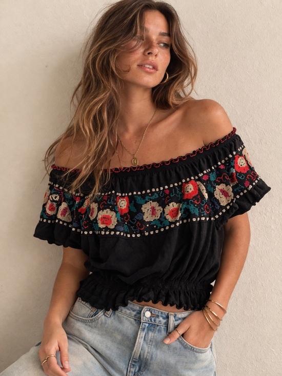 Free People Tops - Free People 🖤 Barcelona Off-Shoulder Embroidered Top